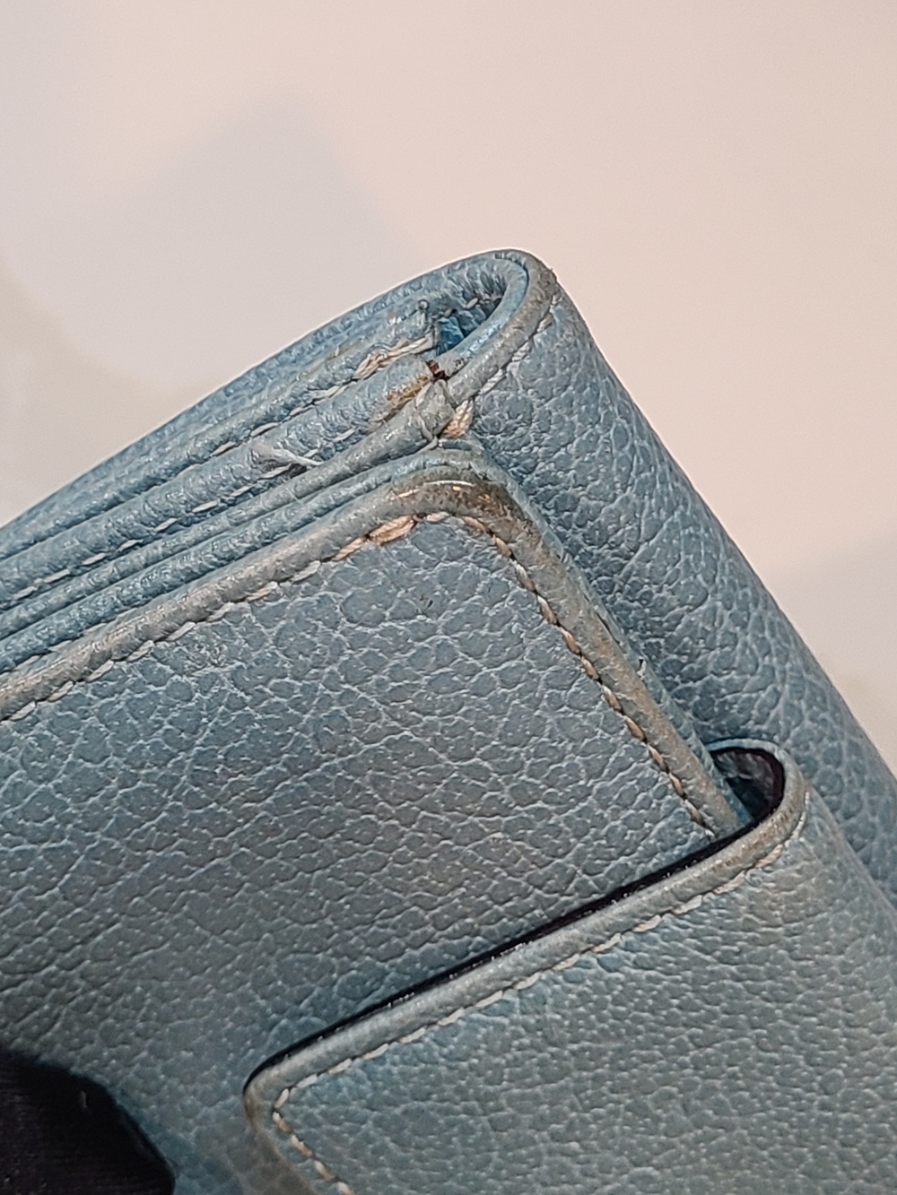 kate spade K8 Vintage pebble leather small bifold wallet in light blue - Picture 7 of 14